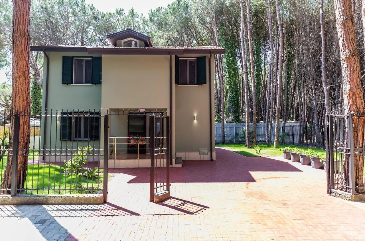 Forest Cottage - Middle Of Forest & Near The Beach Golem  Golem (Tirana)