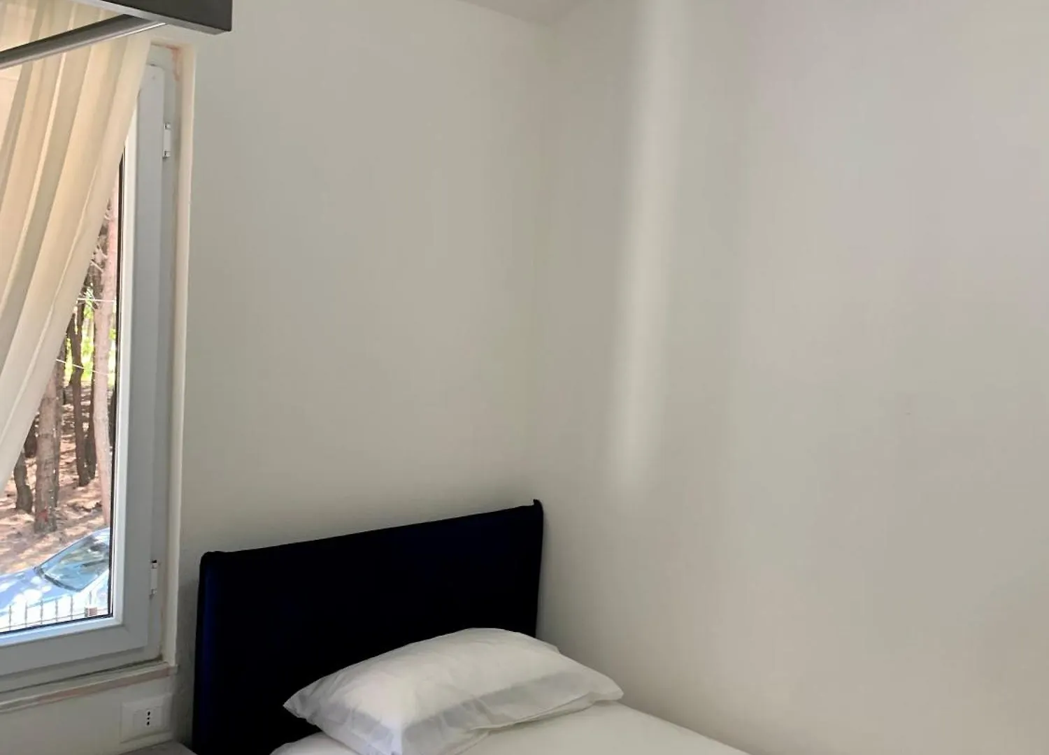 Forest Cottage - Middle Of Forest & Near The Beach Golem  Villa