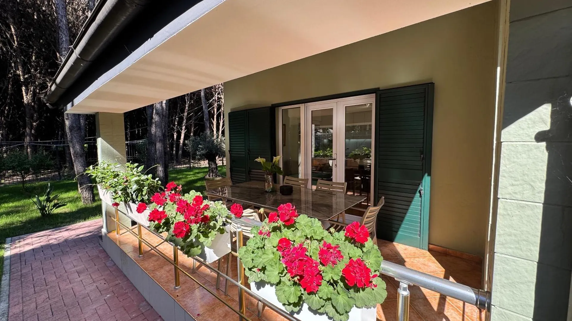 Forest Cottage - Middle Of Forest & Near The Beach Golem  Golem (Tirana)